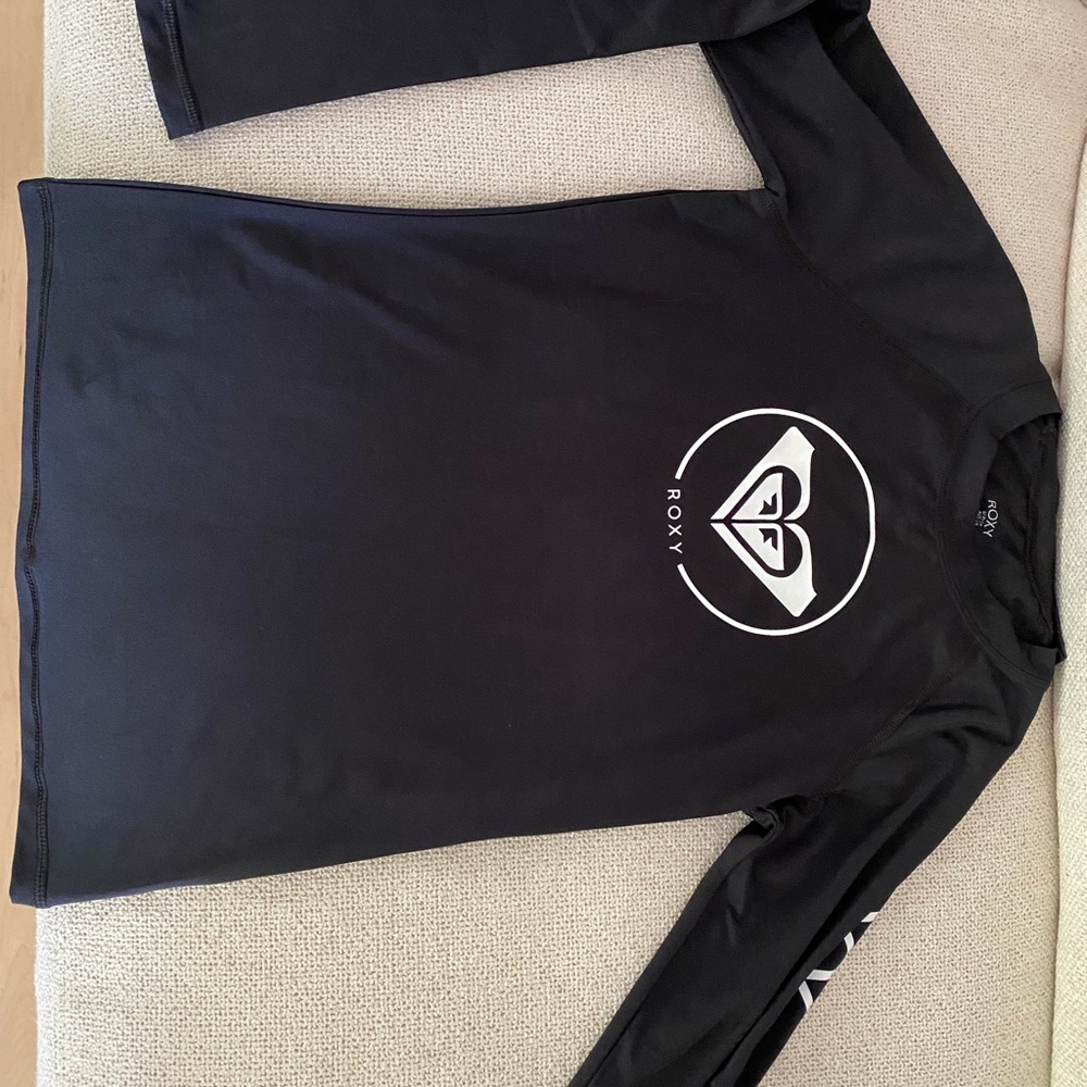 LAST CALL! ROXY Rashguard